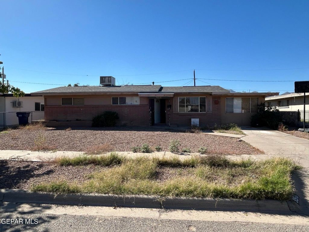 9516 IRIS Drive, El Paso, TX 79924