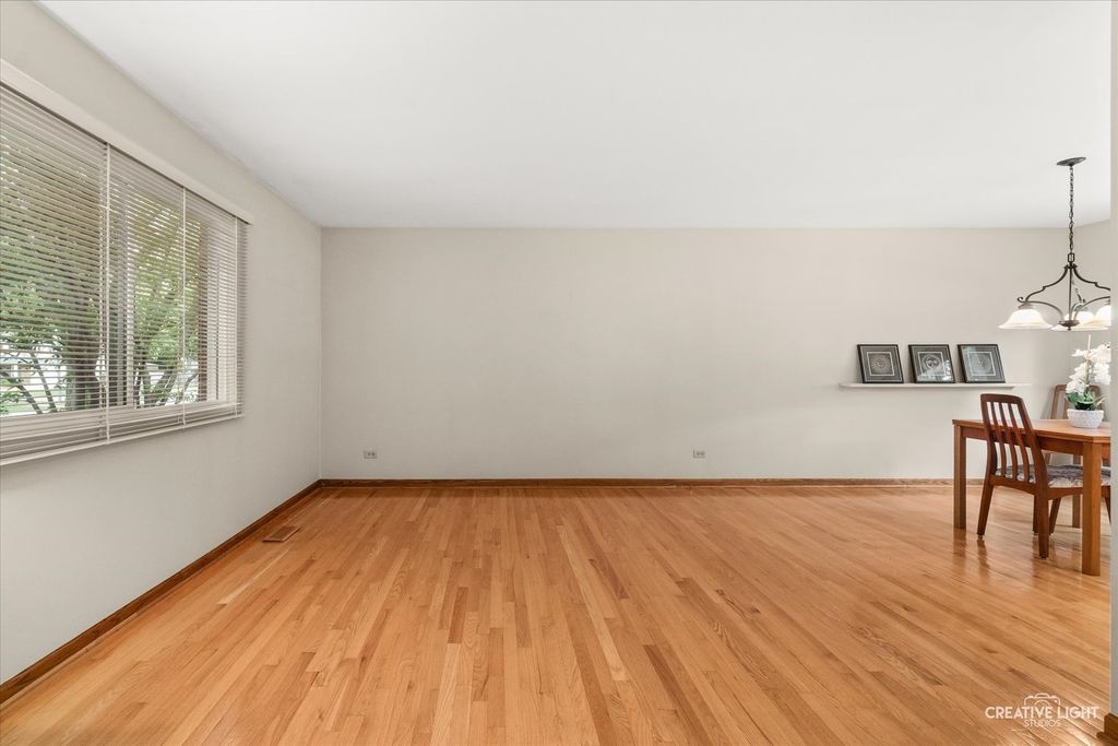 2S111 Lynn Court, Warrenville, IL 60555 — photo 5