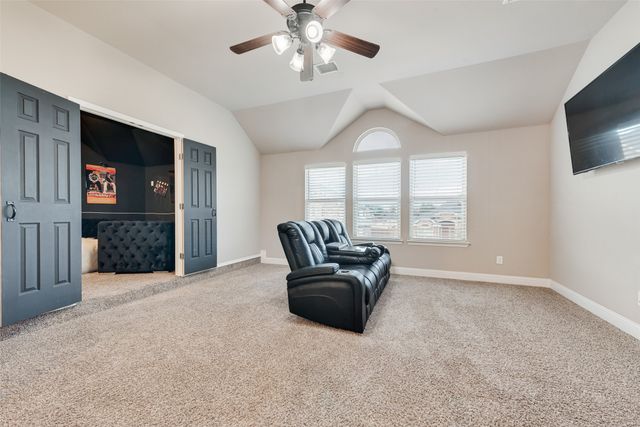 7112 Playa Norte Drive, Grand Prairie, TX 75054