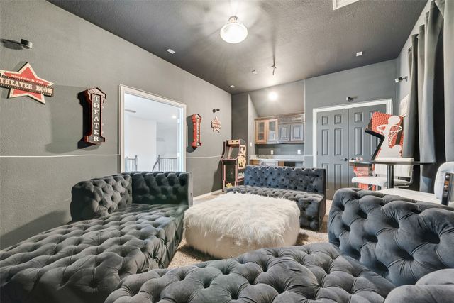 7112 Playa Norte Drive, Grand Prairie, TX 75054