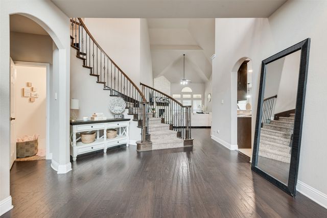 7112 Playa Norte Drive, Grand Prairie, TX 75054