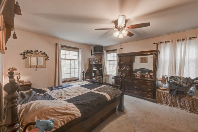 26712 S Jacobs Lane, Crete, IL 60417