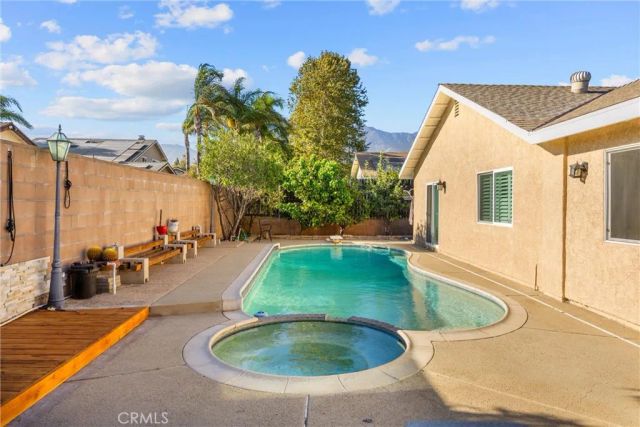 1459 Alta, Upland, CA 91786