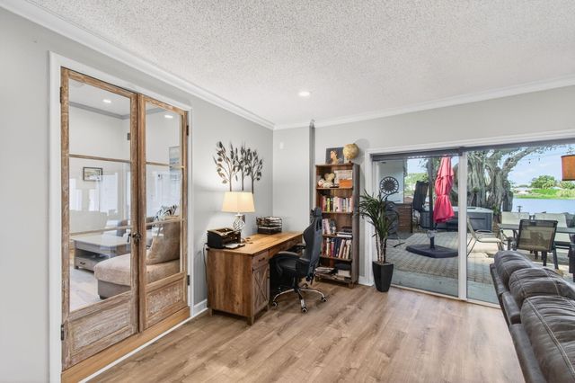 6647 Paul Mar Drive, Lantana, FL 33462