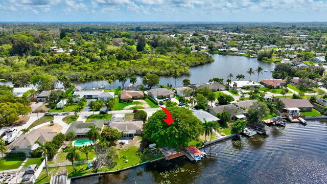 6647 Paul Mar Drive, Lantana, FL 33462