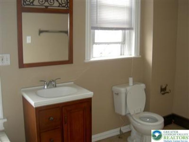 110 East Raspberry Street, Bethlehem City, PA 18018