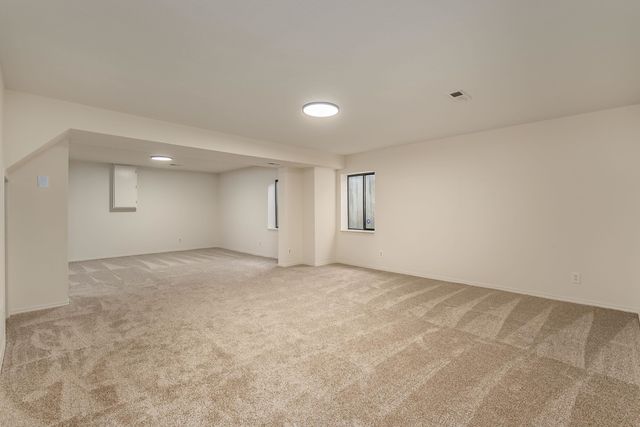 2337 S Linden Cir, Wichita, KS 67207