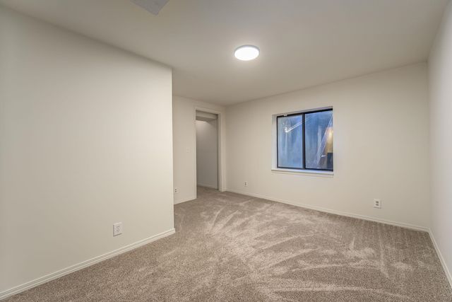 2337 S Linden Cir, Wichita, KS 67207