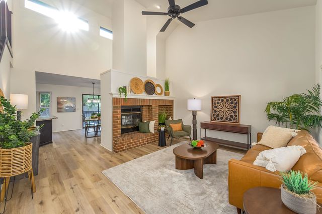 2337 S Linden Cir, Wichita, KS 67207