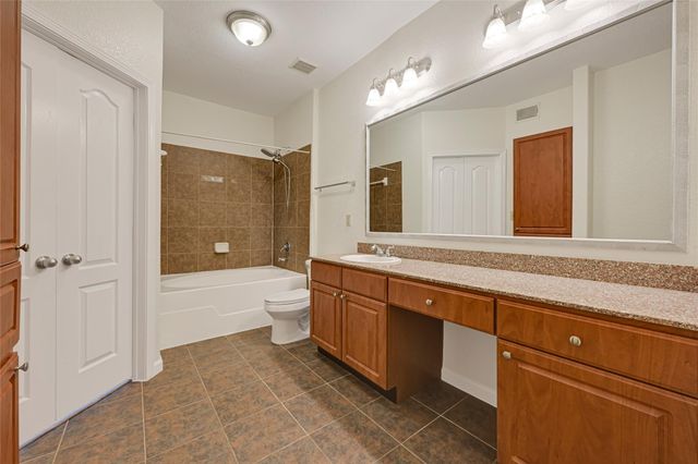 1711 Old Spanish Trail 117, Houston, TX 77054