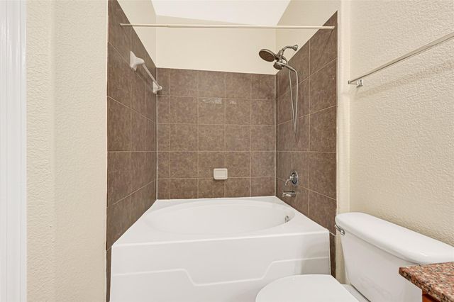1711 Old Spanish Trail 117, Houston, TX 77054