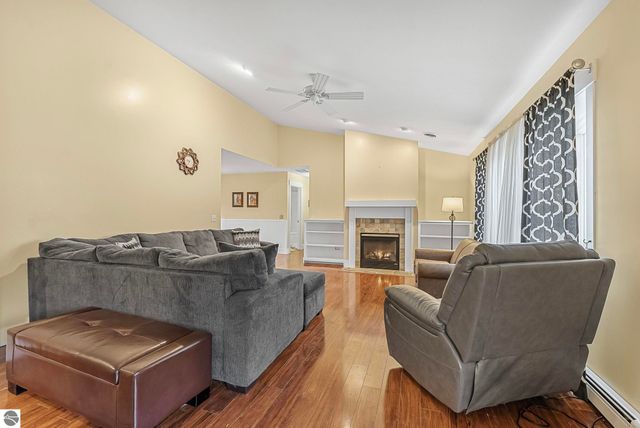 4220 Summerhill Road, Traverse City, MI 49684