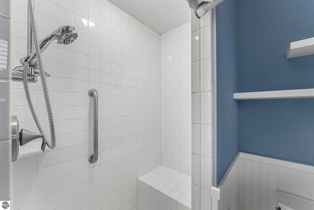 4220 Summerhill Road, Traverse City, MI 49684