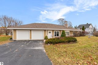 4220 Summerhill Road, Traverse City, MI 49684