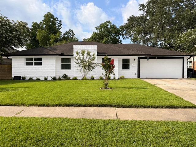 4621 Briarbend Drive, Houston, TX 77035