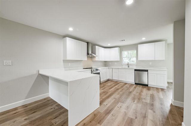 4621 Briarbend Drive, Houston, TX 77035