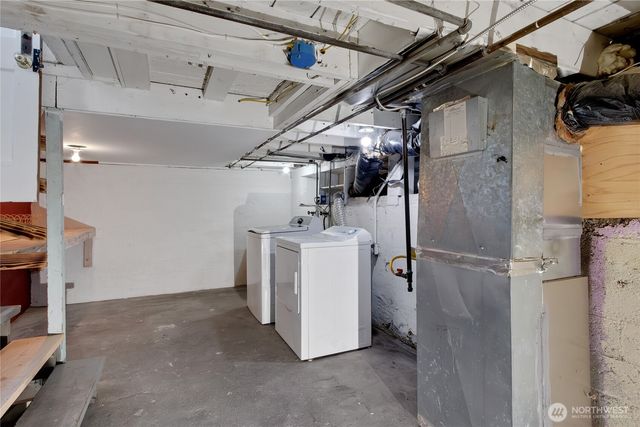 1216 S 37th Street, Tacoma, WA 98418