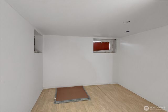 1216 S 37th Street, Tacoma, WA 98418