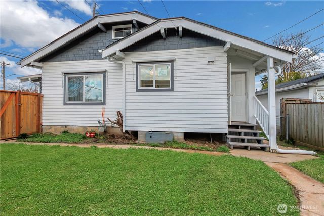 1216 S 37th Street, Tacoma, WA 98418