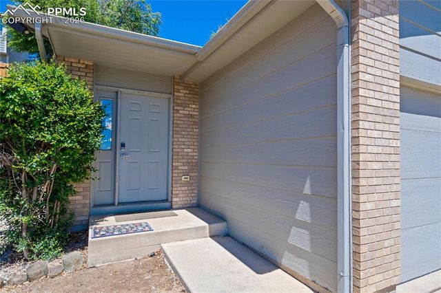 2660 Christopher Terrace, Colorado Springs, CO 80907