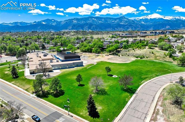 2660 Christopher Terrace, Colorado Springs, CO 80907