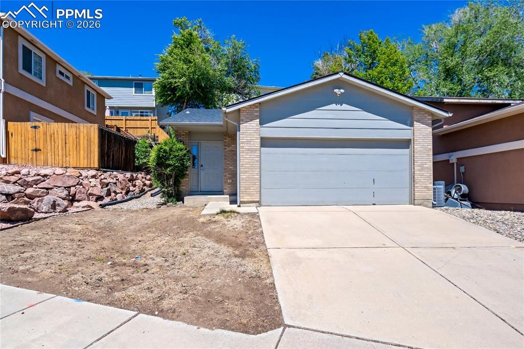 2660 Christopher Terrace, Colorado Springs, CO 80907