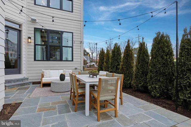 5024 STRATHMORE, North Bethesda, MD 20852