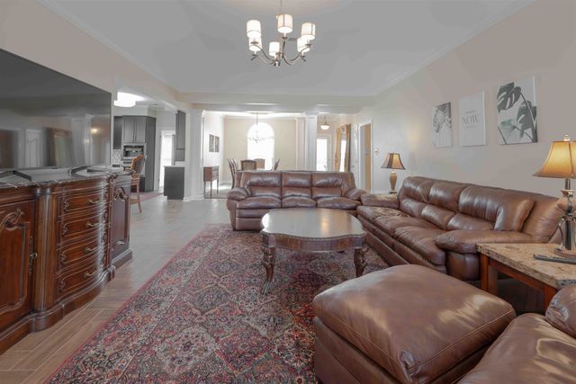 2461 EAGLERIDGE LN, Memphis, TN 38016