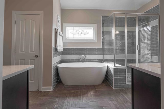 2461 EAGLERIDGE LN, Memphis, TN 38016