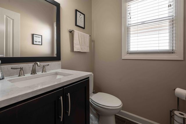 2461 EAGLERIDGE LN, Memphis, TN 38016