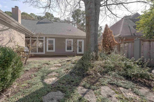 2461 EAGLERIDGE LN, Memphis, TN 38016