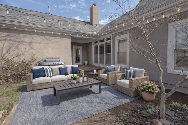 2461 EAGLERIDGE LN, Memphis, TN 38016