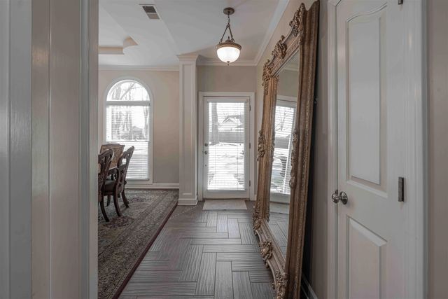 2461 EAGLERIDGE LN, Memphis, TN 38016