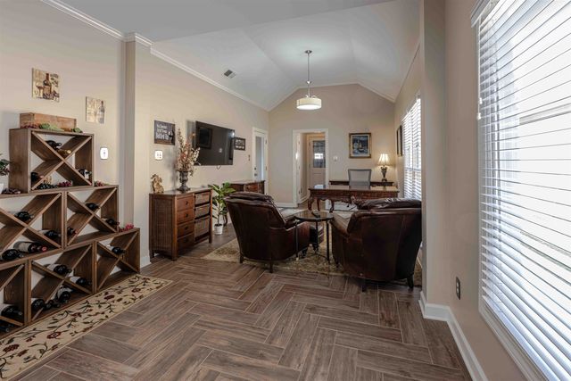 2461 EAGLERIDGE LN, Memphis, TN 38016