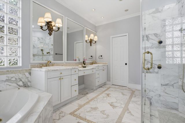 1290 Ginger Circle, Weston, FL 33326