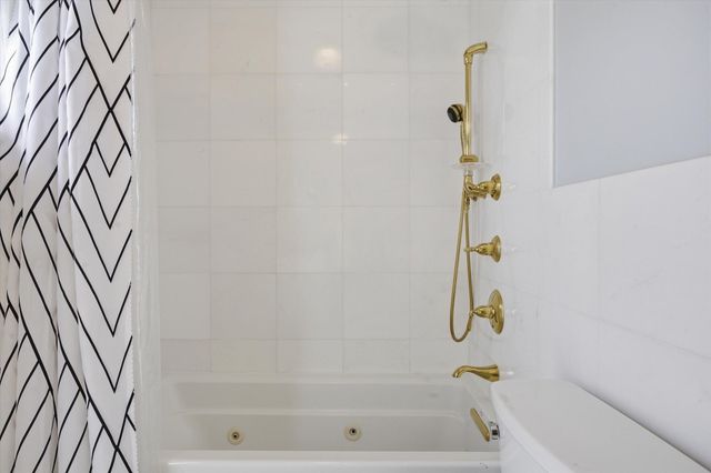 1290 Ginger Circle, Weston, FL 33326