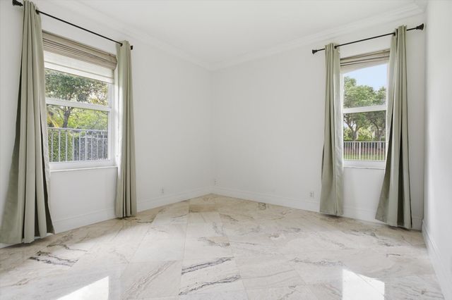 1290 Ginger Circle, Weston, FL 33326