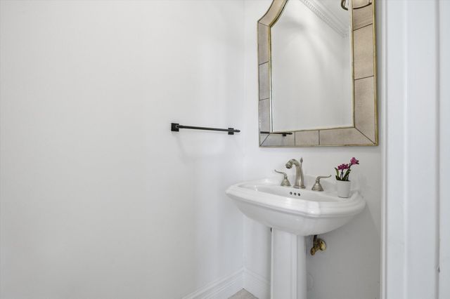 1290 Ginger Circle, Weston, FL 33326