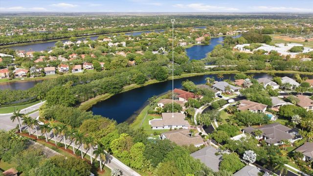 1290 Ginger Circle, Weston, FL 33326
