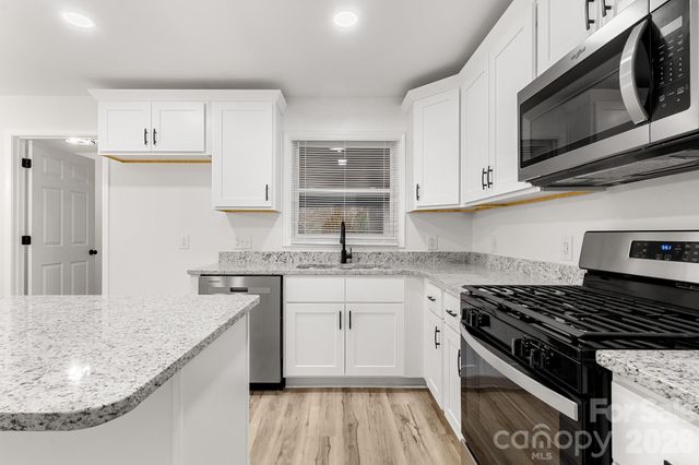 1527 Fieldcrest Circle, Rock Hill, SC 29732