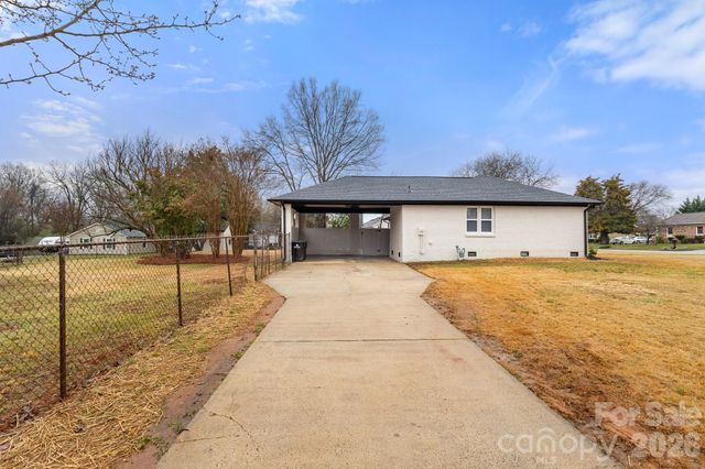 1527 Fieldcrest Circle, Rock Hill, SC 29732