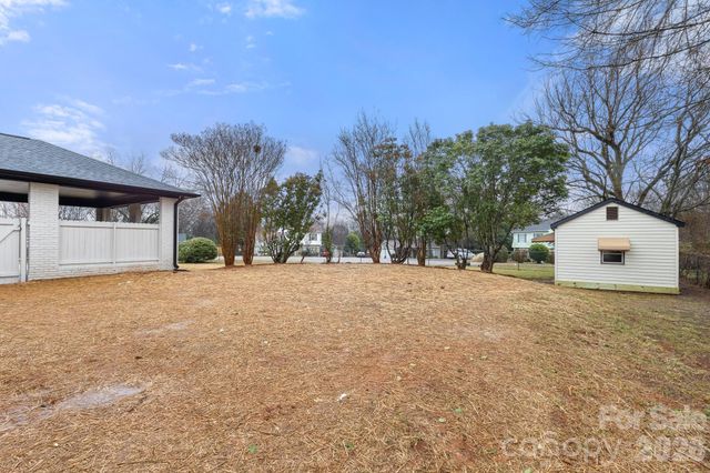 1527 Fieldcrest Circle, Rock Hill, SC 29732