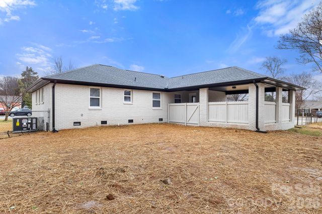 1527 Fieldcrest Circle, Rock Hill, SC 29732