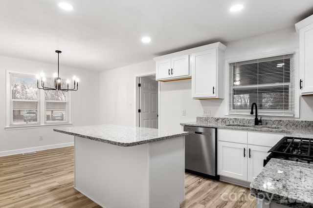 1527 Fieldcrest Circle, Rock Hill, SC 29732