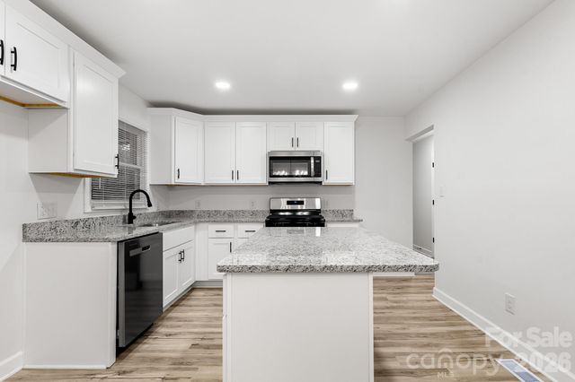 1527 Fieldcrest Circle, Rock Hill, SC 29732