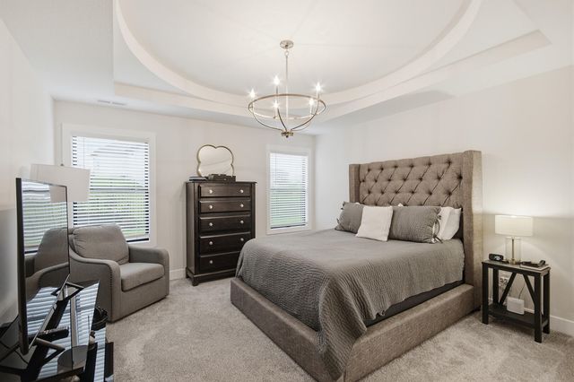4904 BALLYNEAL CT, Columbia, MO 65201