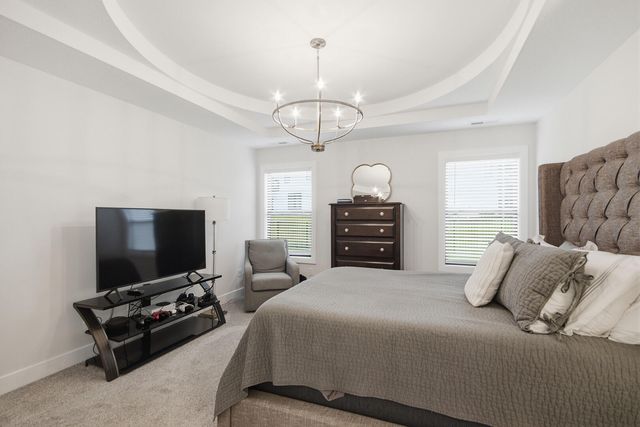 4904 BALLYNEAL CT, Columbia, MO 65201