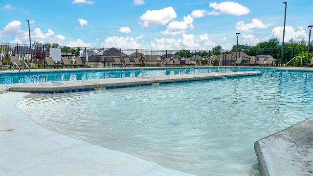 4904 BALLYNEAL CT, Columbia, MO 65201