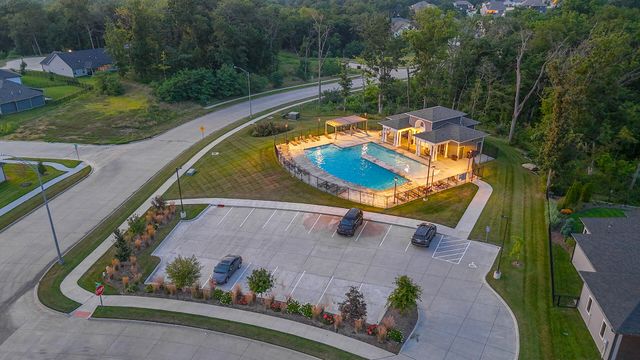 4904 BALLYNEAL CT, Columbia, MO 65201