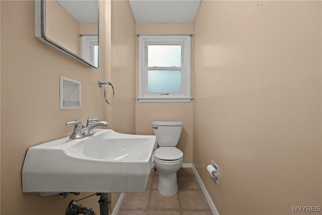 73 Tomcyn Drive, Amherst, NY 14221